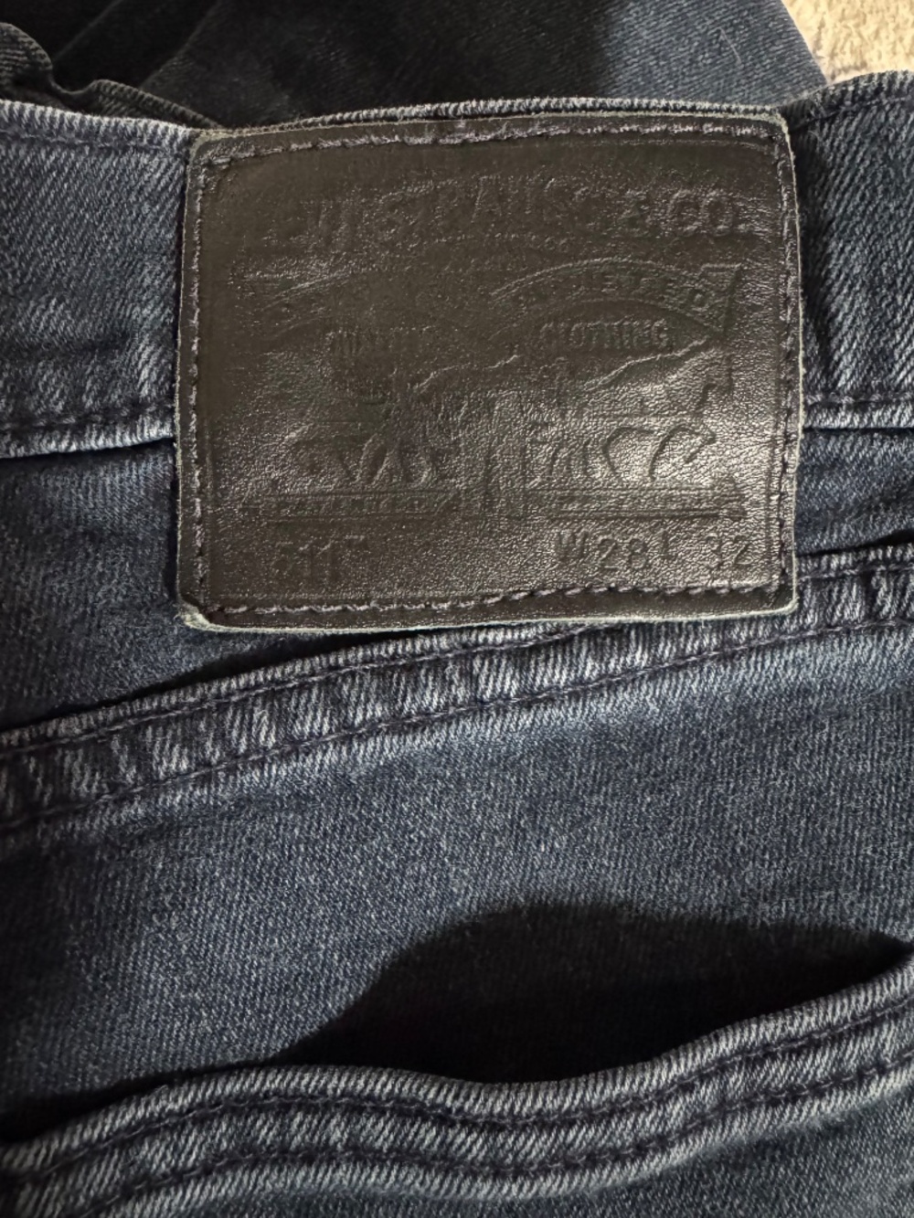 Mens Levi's Slim Jeans 28x31. - Picture 8 of 8
